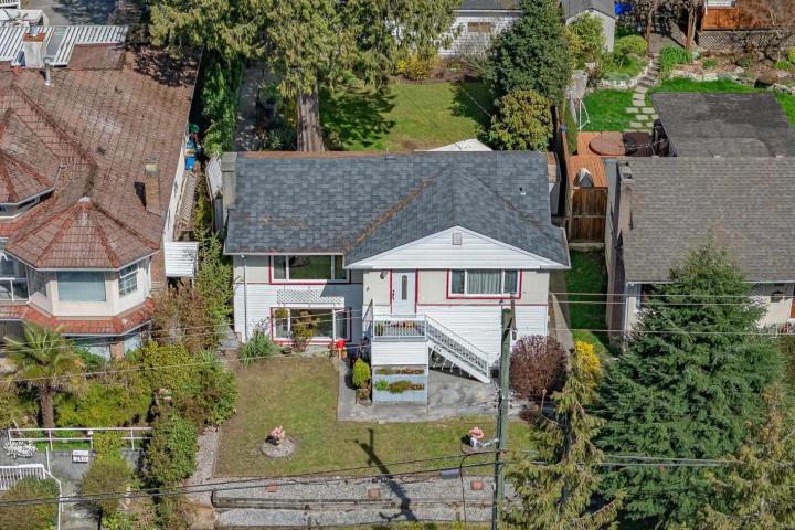 234 W 23rd Street, Central Lonsdale, North Vancouver 2