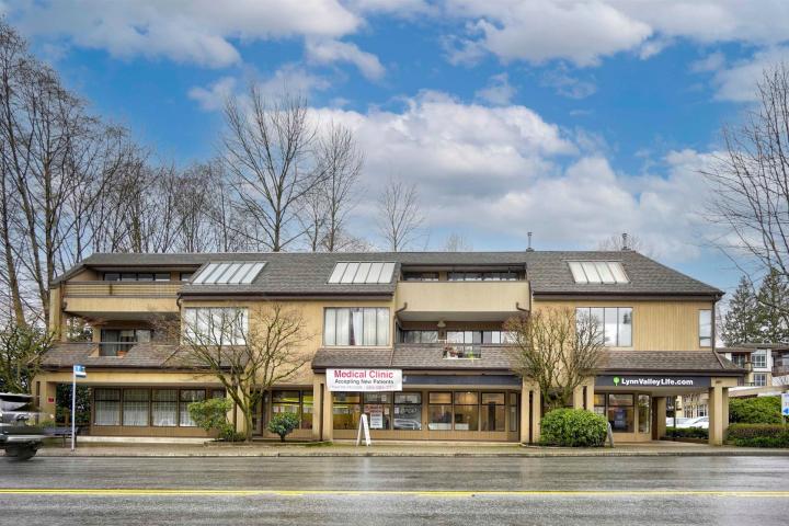 206 - 3187 Mountain Highway, Lynn Valley, North Vancouver 2