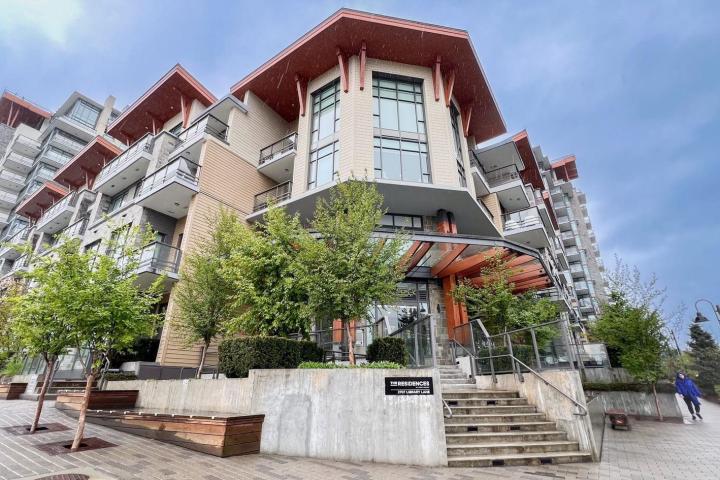 305 - 2707 Library Lane, Lynn Valley, North Vancouver 2