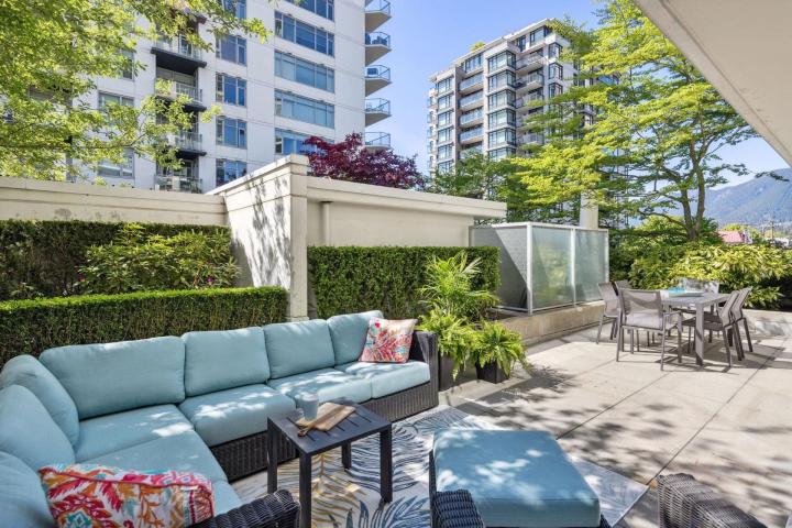 307 - 158 W 13th Street, Central Lonsdale, North Vancouver 2