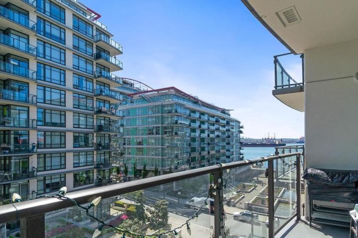 602 - 162 Victory Ship Way, Lower Lonsdale, North Vancouver 2