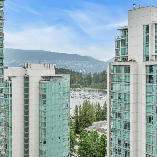 Photo 11 at 1806 - 620 Cardero Street, Coal Harbour, Vancouver West