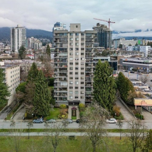Photo 4 at 704 - 114 W Keith Road, Central Lonsdale, North Vancouver