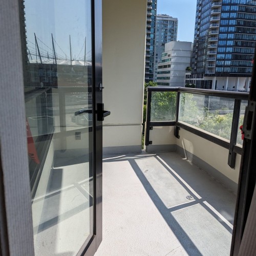 Photo 5 at 706 - 977 Mainland Street, Yaletown, Vancouver West