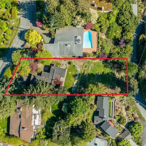 Photo 29 at 2664 Rosebery Avenue, Queens, West Vancouver