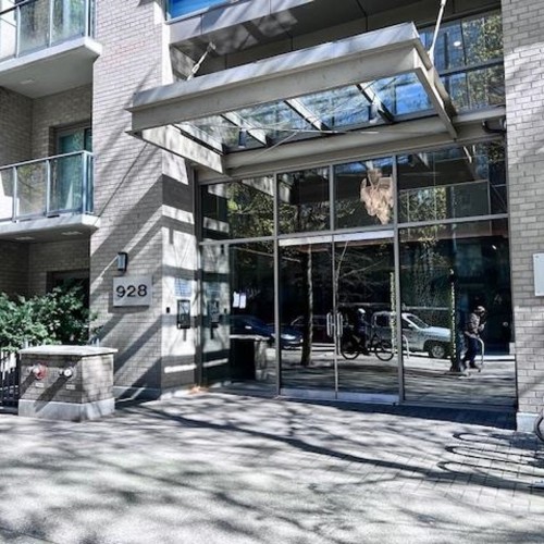 Photo 1 at 807 - 928 Richards Street, Yaletown, Vancouver West