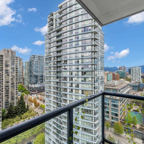 Photo 13 at 2308 - 939 Expo Boulevard, Yaletown, Vancouver West
