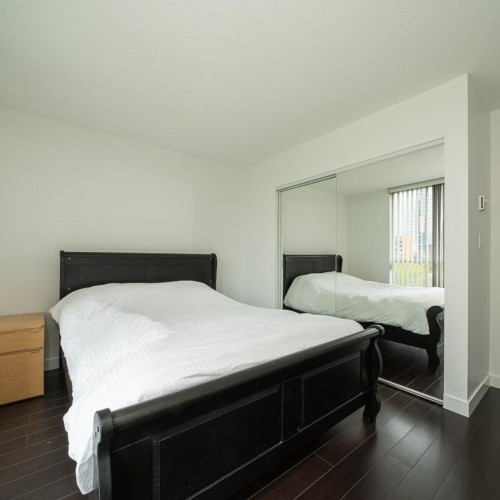 Photo 14 at 703 - 1408 Strathmore Mews, Yaletown, Vancouver West
