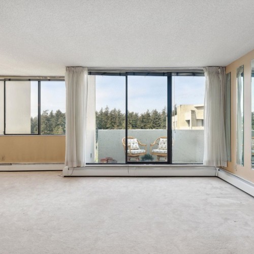 Photo 4 at 1508 - 4300 Mayberry Street, Metrotown, Burnaby South