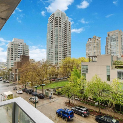 Photo 17 at 606 - 1480 Howe Street, Yaletown, Vancouver West
