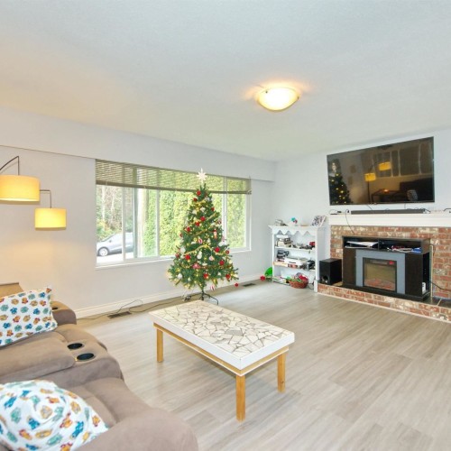 Photo 3 at 1429 Pipeline Place, Hockaday, Coquitlam
