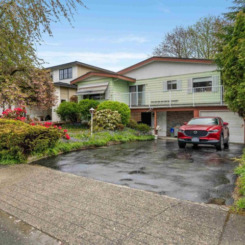 Photo 1 at 689 Folsom Street, Central Coquitlam, Coquitlam