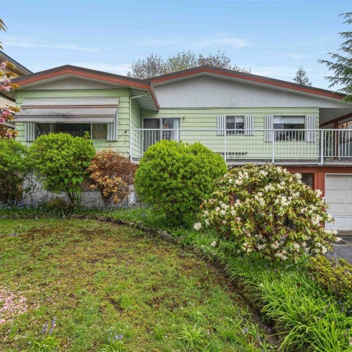 Photo 3 at 689 Folsom Street, Central Coquitlam, Coquitlam