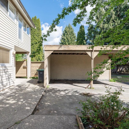Photo 4 at 3027 Firbrook Place, Meadow Brook, Coquitlam