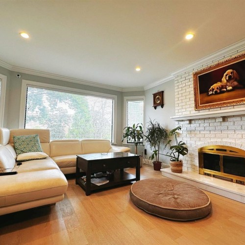 Photo 4 at 3940 W 16th Avenue, Dunbar, Vancouver West