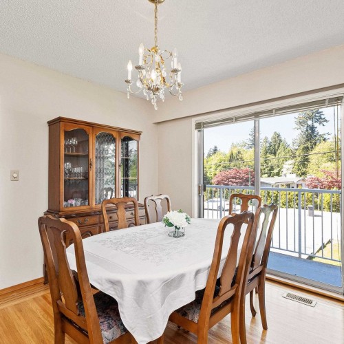 Photo 6 at 565 Midvale Street, Central Coquitlam, Coquitlam