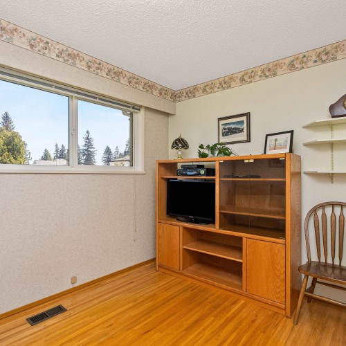 Photo 15 at 565 Midvale Street, Central Coquitlam, Coquitlam