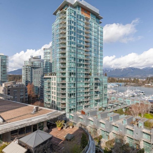 Photo 4 at 801 - 1409 W Pender Street, Coal Harbour, Vancouver West