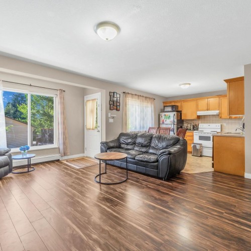 Photo 3 at 1553 Burrill Avenue, Lynn Valley, North Vancouver
