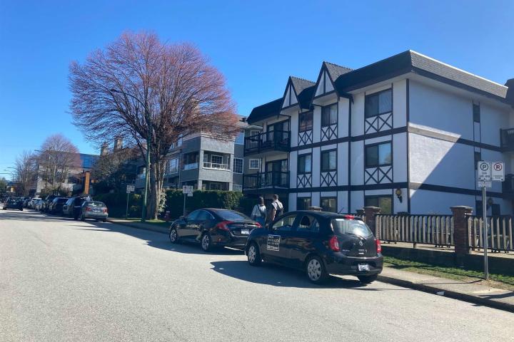 104 - 145 W 18th Street, Central Lonsdale, North Vancouver 2