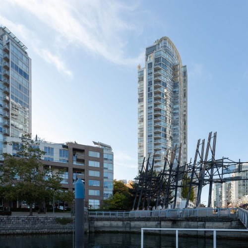 Photo 1 at 802 - 1201 Marinaside Crescent, Yaletown, Vancouver West
