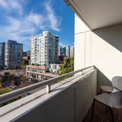 Photo 16 at 802 - 1201 Marinaside Crescent, Yaletown, Vancouver West