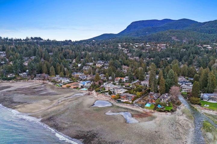 4444 Stone Crescent, Cypress, West Vancouver 2