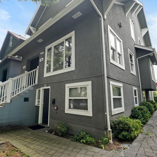 Photo 3 at 438 W 17th Avenue, Cambie, Vancouver West