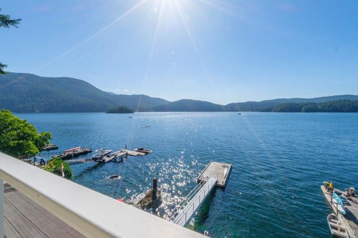 5654 Indian River Drive, Woodlands-Sunshine-Cascade, North Vancouver 2