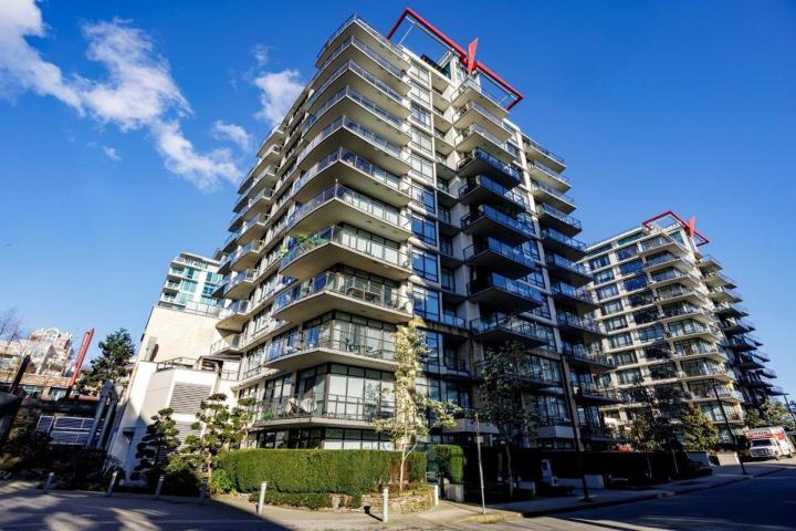201 - 162 Victory Ship Way, Lower Lonsdale, North Vancouver 2