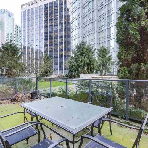 Photo 3 at 304 - 1189 Melville Street, Coal Harbour, Vancouver West