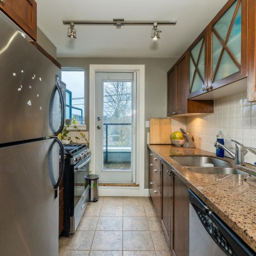 Photo 15 at 408 - 3637 W 17th Avenue, Dunbar, Vancouver West