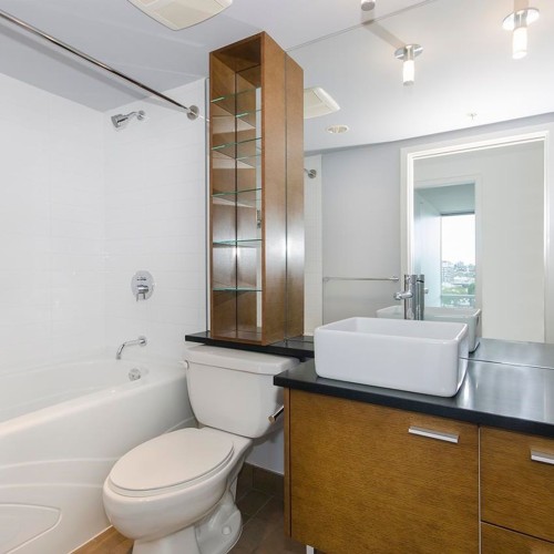 Photo 12 at 907 - 980 Cooperage Way, Yaletown, Vancouver West