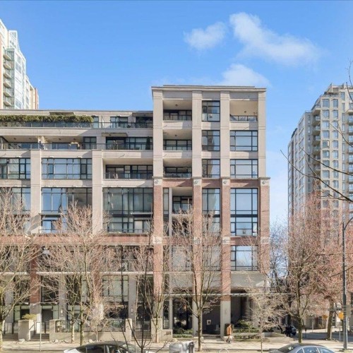 Photo 1 at 703 - 988 Richards Street, Yaletown, Vancouver West