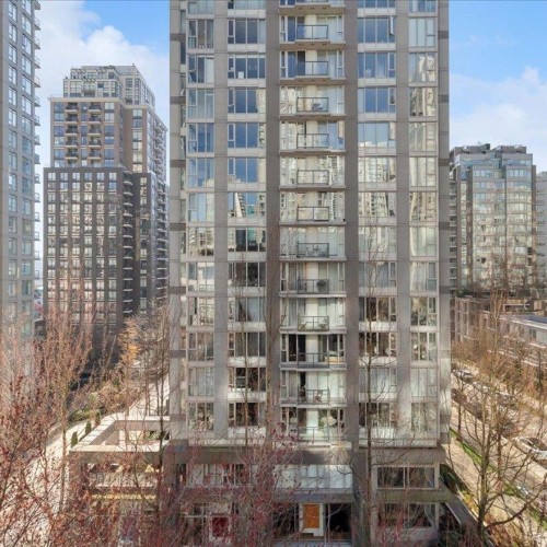 Photo 25 at 703 - 988 Richards Street, Yaletown, Vancouver West