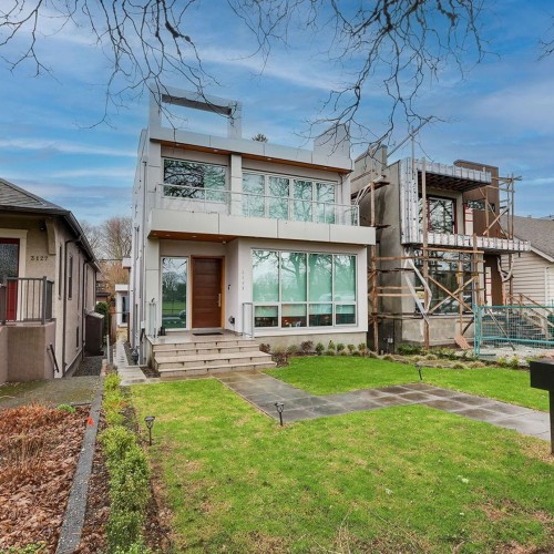 Photo 2 at 3115 W 29th Avenue, MacKenzie Heights, Vancouver West
