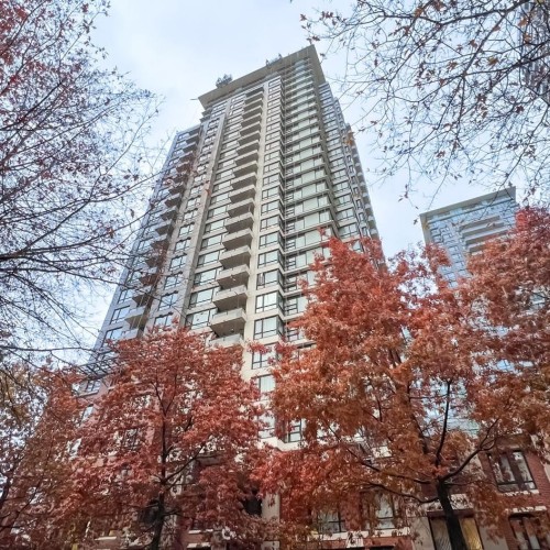 Photo 1 at 910 - 977 Mainland Street, Yaletown, Vancouver West