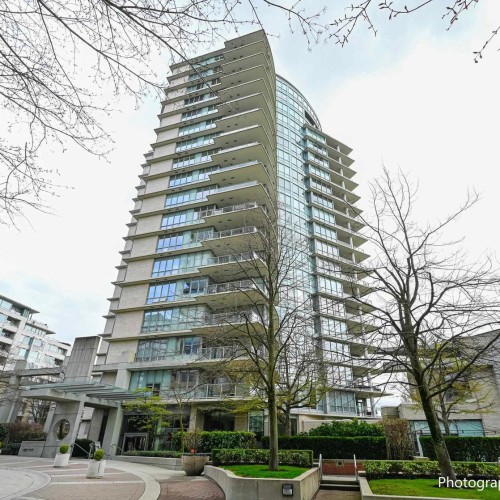 Photo 1 at 303 - 1328 Marinaside Crescent, Yaletown, Vancouver West