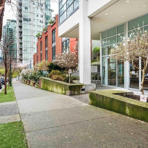 Photo 6 at 2405 - 1211 Melville Street, Coal Harbour, Vancouver West