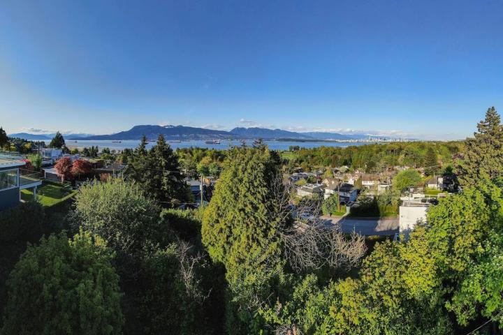 4411 W 4th Avenue, Point Grey, Vancouver West 2
