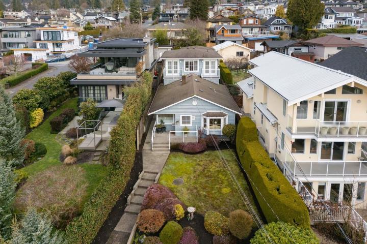 1193 Keith Road, Ambleside, West Vancouver 2