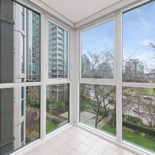 Photo 11 at 605 - 1338 Homer Street, Yaletown, Vancouver West