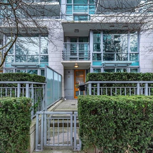 Photo 1 at 574 Nicola Street, Coal Harbour, Vancouver West