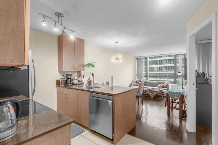 906 - 909 Mainland Street, Yaletown, Vancouver West 2