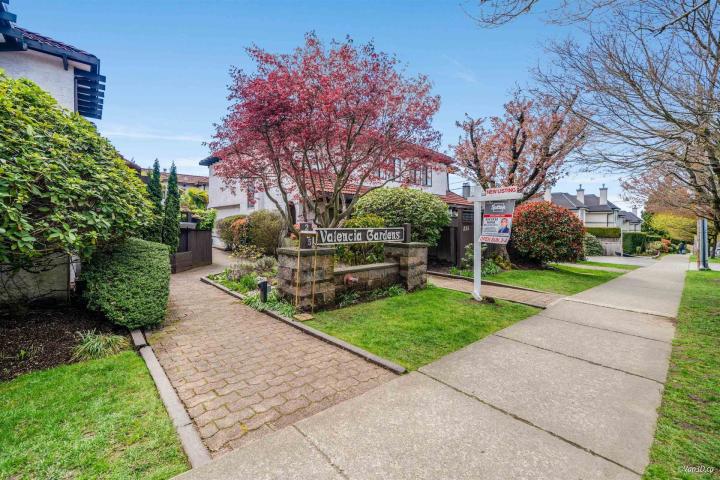 3 - 225 W 15th Street, Central Lonsdale, North Vancouver 2