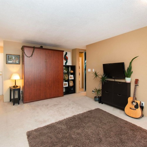 Photo 9 at 1003 - 555 13th Street, Ambleside, West Vancouver