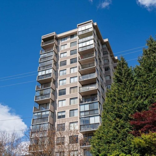 Photo 30 at 406 - 555 13th Street, Ambleside, West Vancouver