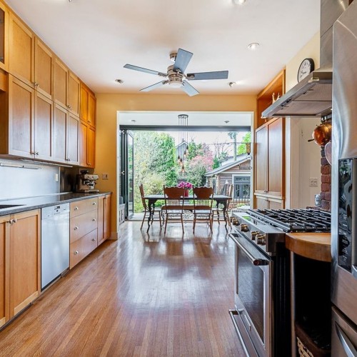 Photo 10 at 3256 W 2nd Avenue, Kitsilano, Vancouver West