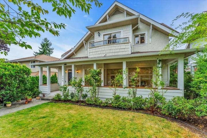 266 W 17th Street, Central Lonsdale, North Vancouver 2