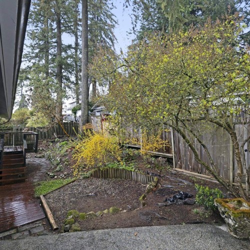 Photo 18 at 464 Somerset Street, Upper Lonsdale, North Vancouver